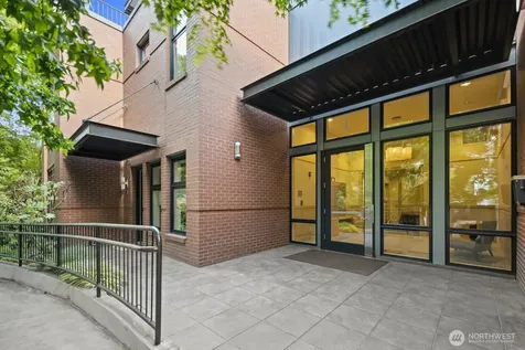 1 Ward Street Seattle WA 98109