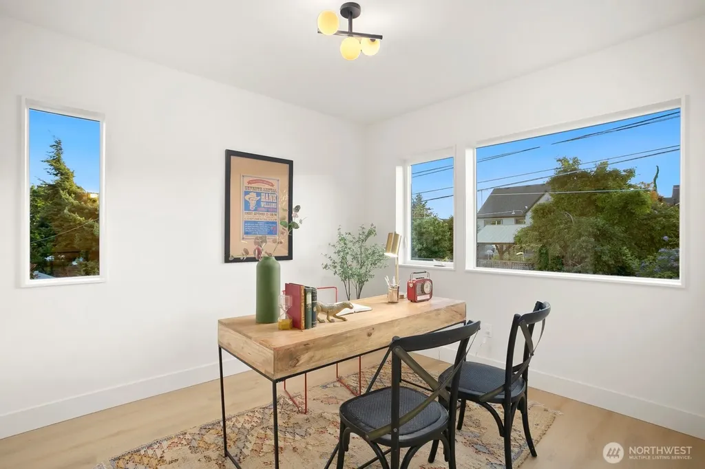 5051 35th Avenue SW Seattle WA 98126