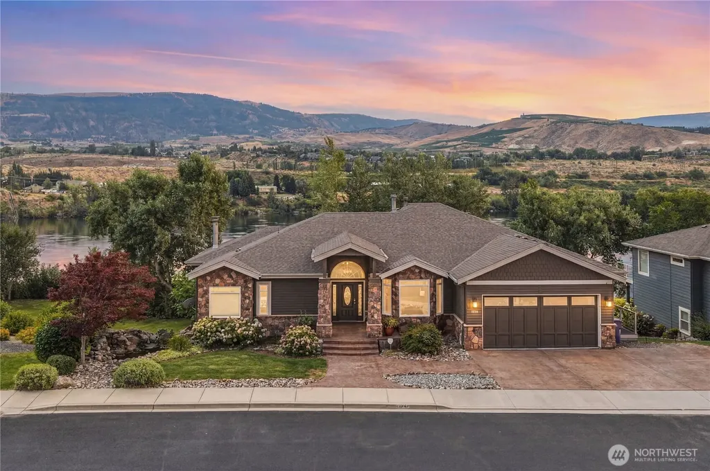 2840 Mikayla Lane East Wenatchee WA 98802