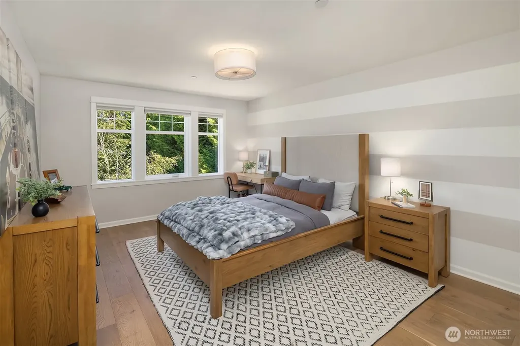 9404 117th Avenue NE Kirkland WA 98033