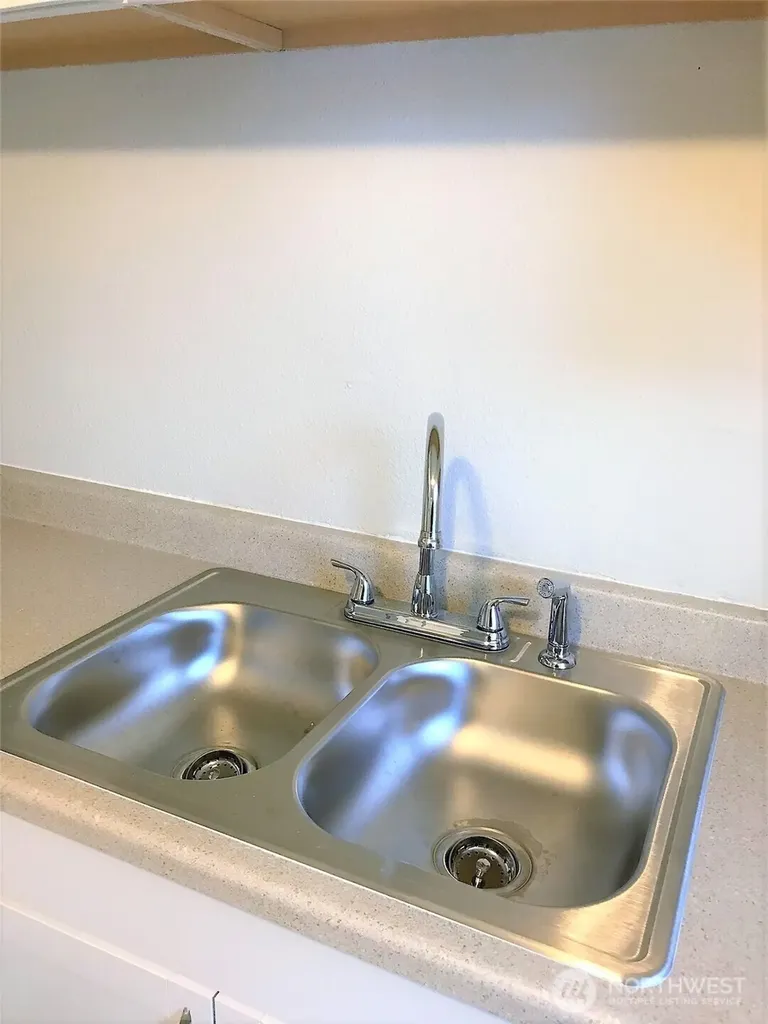 125 Acorn Street Bremerton WA 98310