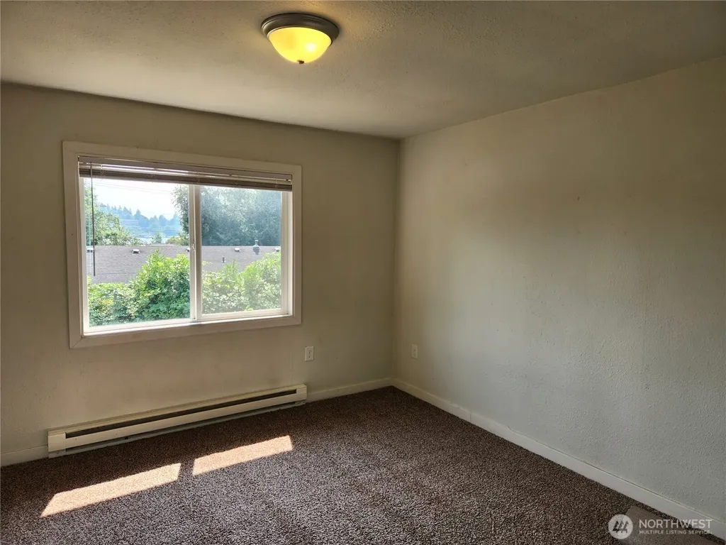 125 Acorn Street Bremerton WA 98310