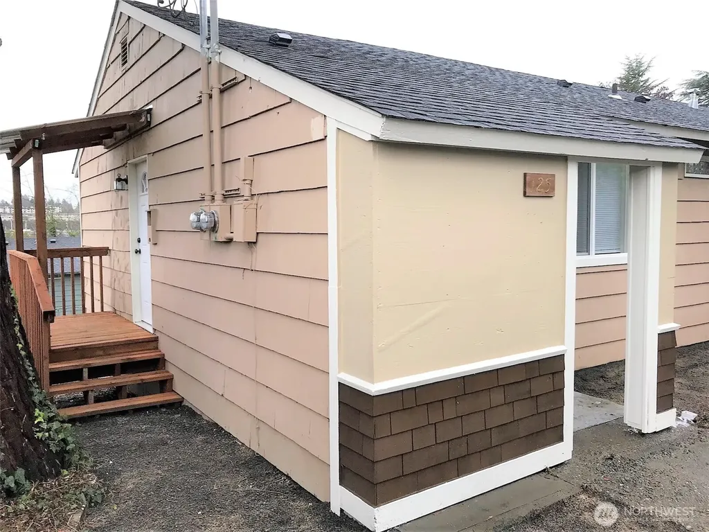 125 Acorn Street Bremerton WA 98310