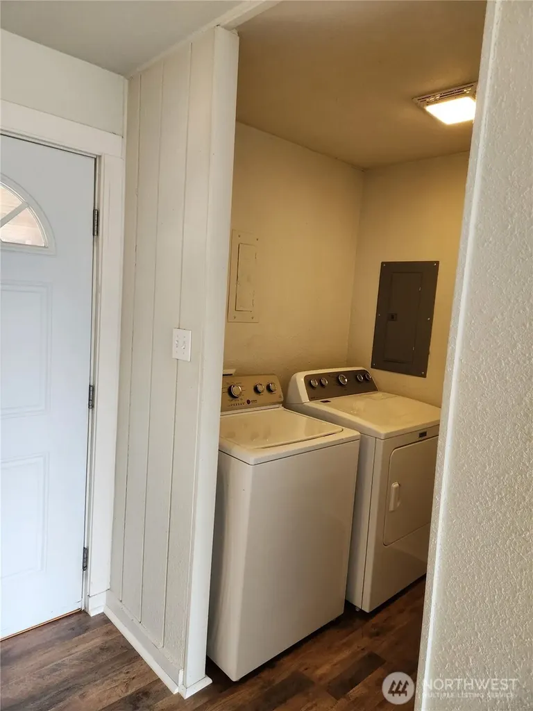 125 Acorn Street Bremerton WA 98310