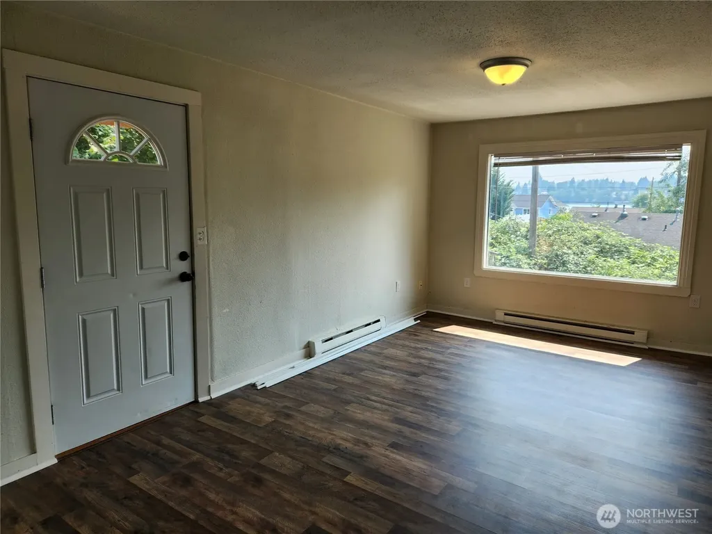 125 Acorn Street Bremerton WA 98310