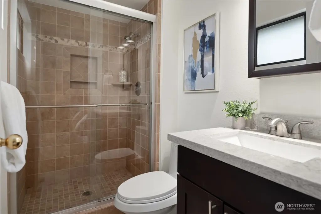 12218 SE 47th Place Bellevue WA 98006