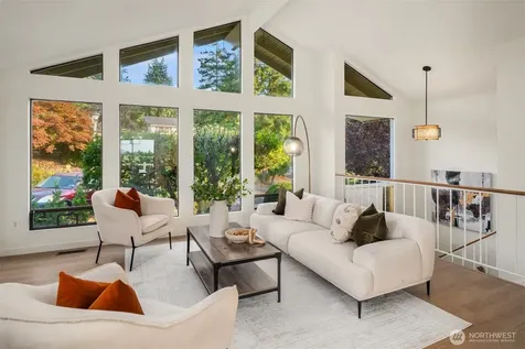 12218 SE 47th Place Bellevue WA 98006