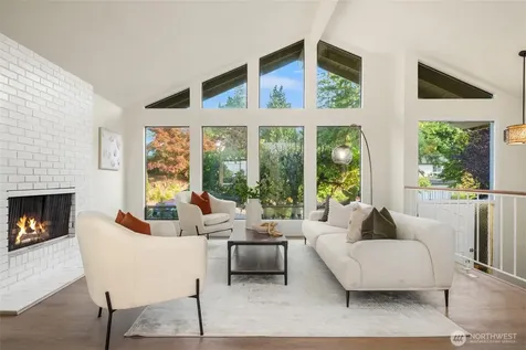 12218 SE 47th Place Bellevue WA 98006