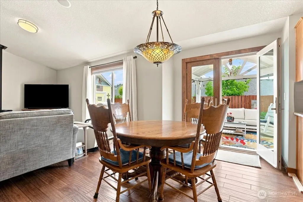 504 N Lark Drive Ridgefield WA 98642