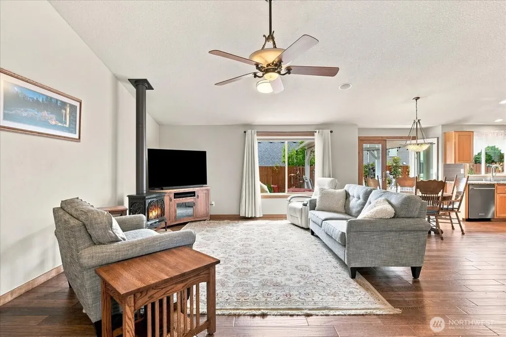 504 N Lark Drive Ridgefield WA 98642