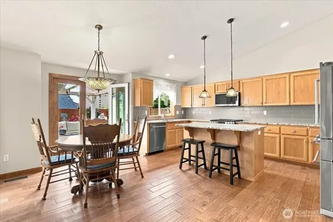504 N Lark Drive Ridgefield WA 98642