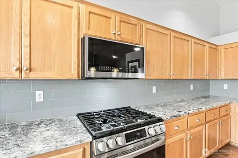 504 N Lark Drive Ridgefield WA 98642
