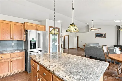 504 N Lark Drive Ridgefield WA 98642