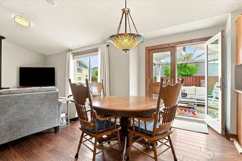 504 N Lark Drive Ridgefield WA 98642