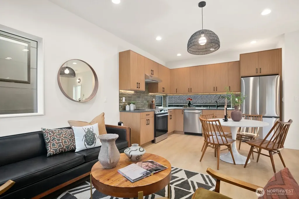 5053 35th Avenue SW Seattle WA 98126