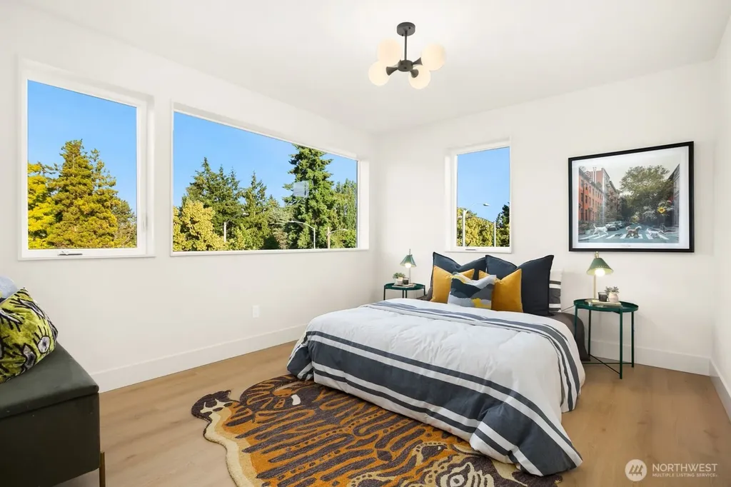 5053 35th Avenue SW Seattle WA 98126