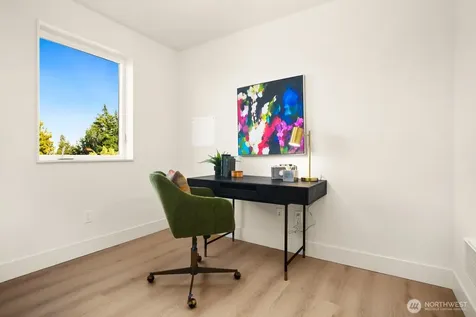 5053 35th Avenue SW Seattle WA 98126