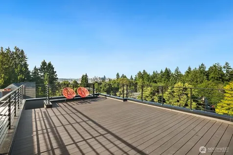 5053 35th Avenue SW Seattle WA 98126