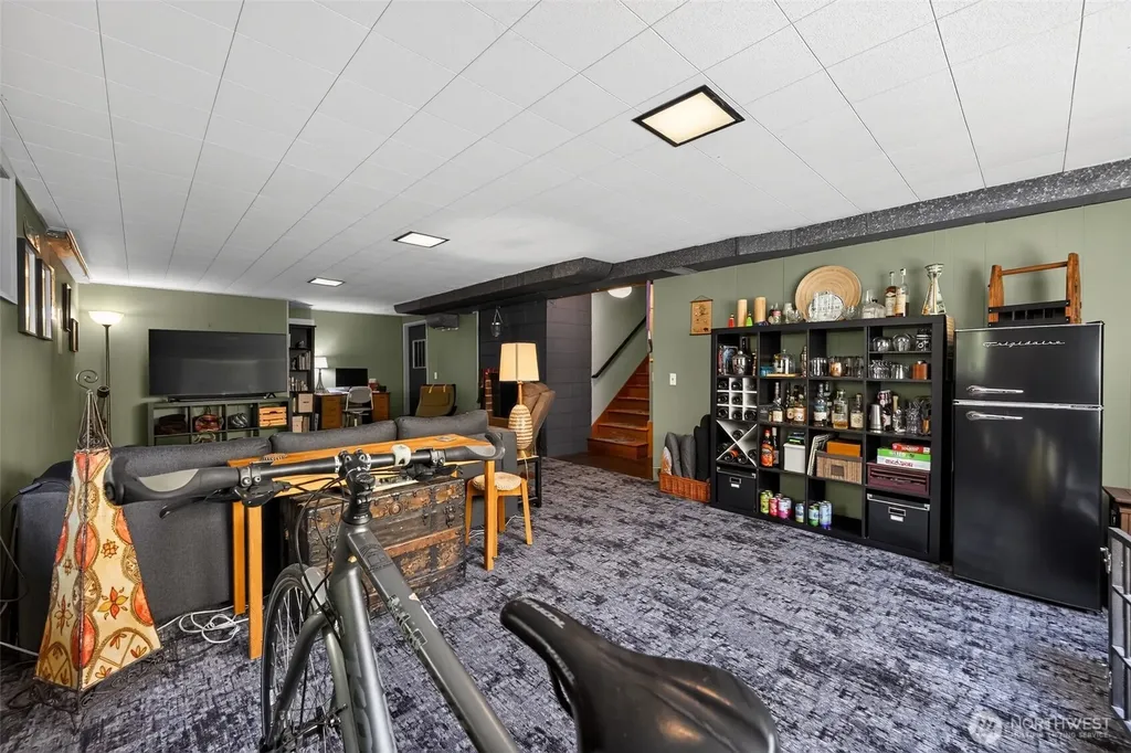 9219 26th Avenue SW Seattle WA 98106