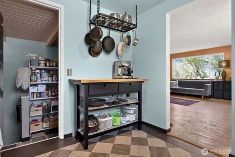 9219 26th Avenue SW Seattle WA 98106