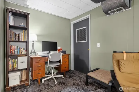 9219 26th Avenue SW Seattle WA 98106