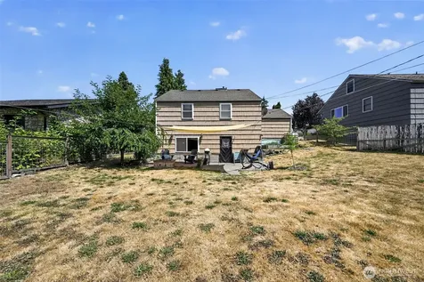 9219 26th Avenue SW Seattle WA 98106