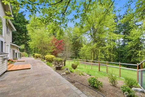 4017 251st Way NE Redmond WA 98053