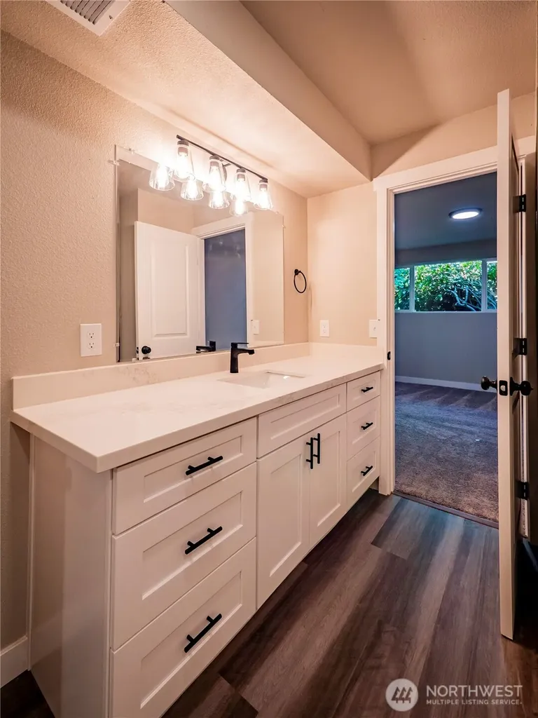 2009 Arbutus Street NE Olympia WA 98506