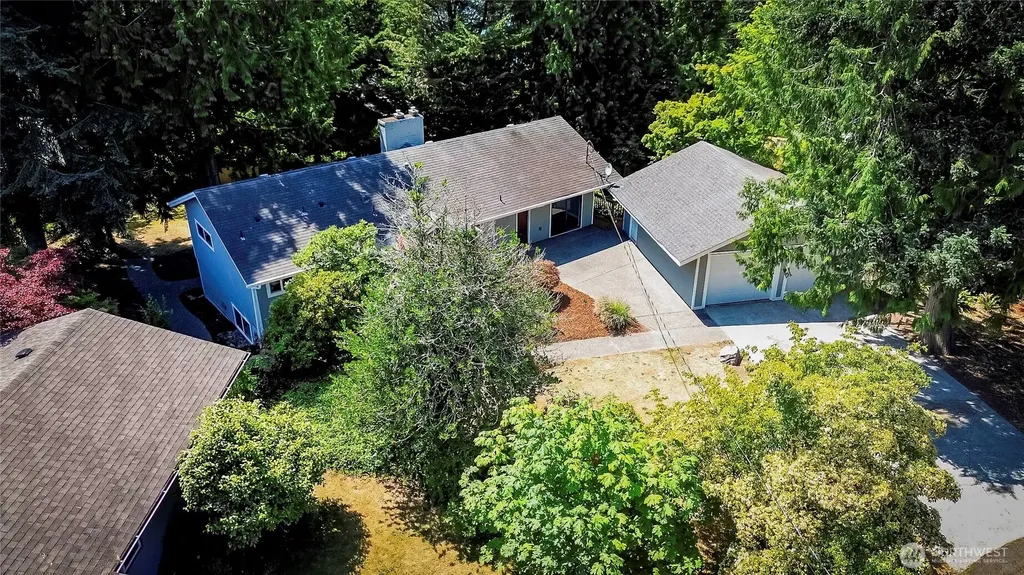 2009 Arbutus Street NE Olympia WA 98506