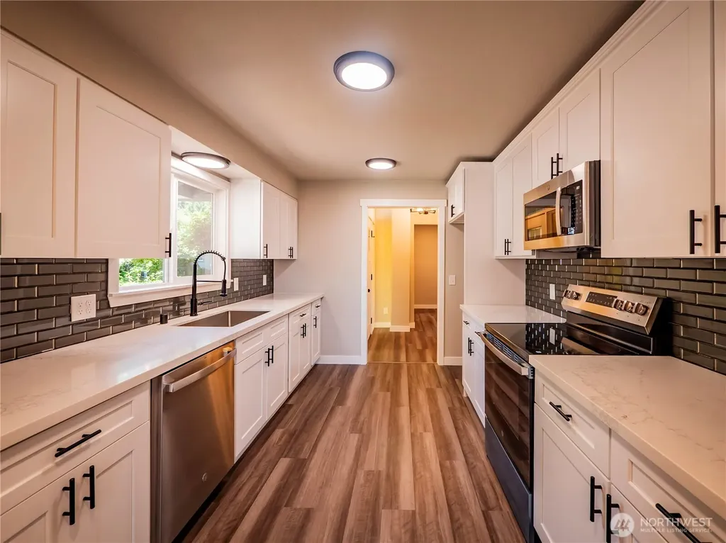 2009 Arbutus Street NE Olympia WA 98506