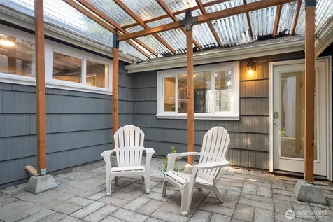 11350 28th Avenue NE Seattle WA 98125
