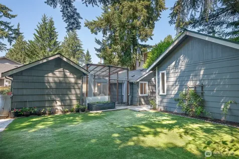 11350 28th Avenue NE Seattle WA 98125
