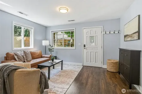 11350 28th Avenue NE Seattle WA 98125