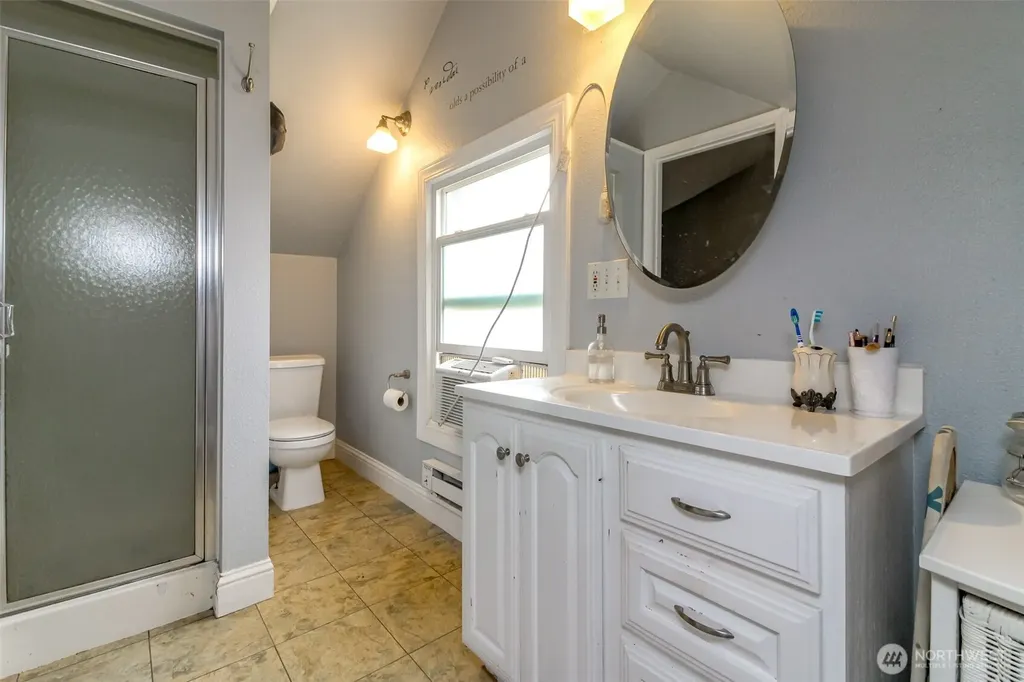 220 S 55th Street Tacoma WA 98408