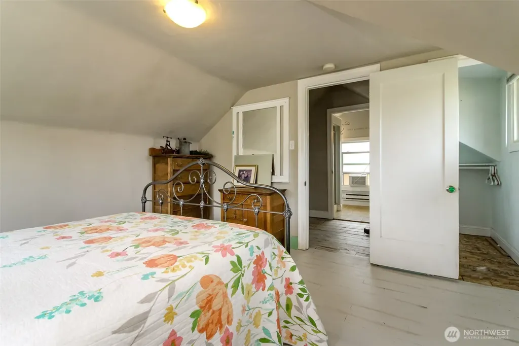 220 S 55th Street Tacoma WA 98408