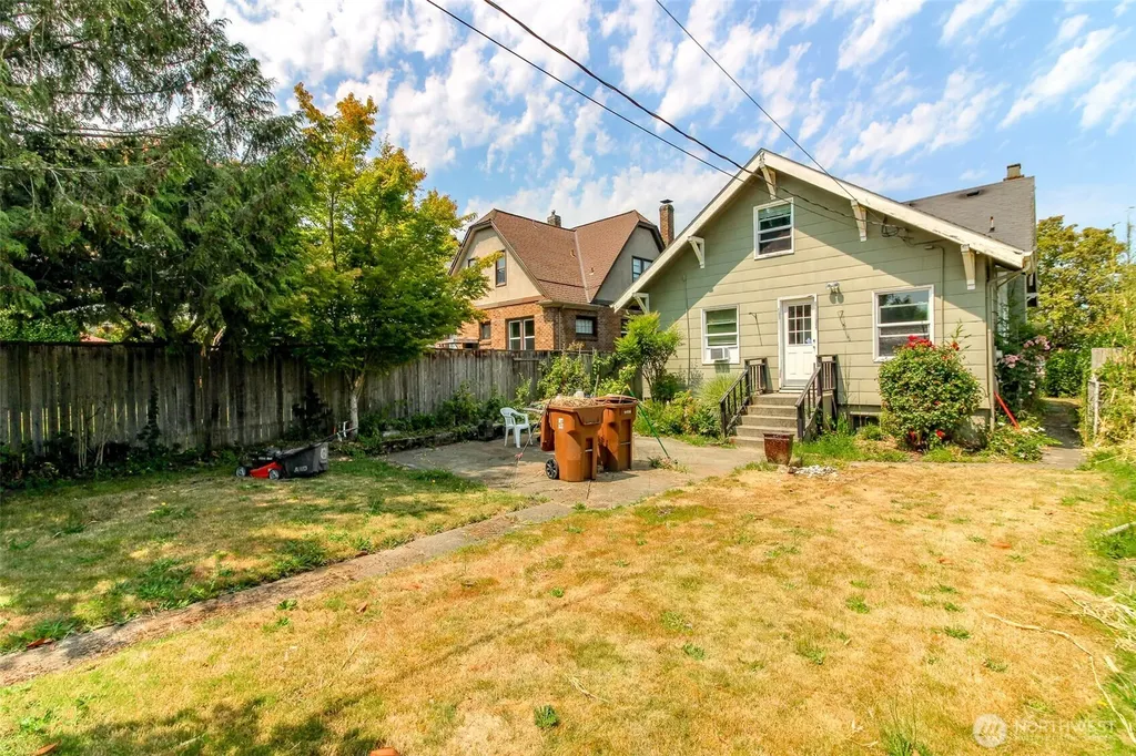 220 S 55th Street Tacoma WA 98408