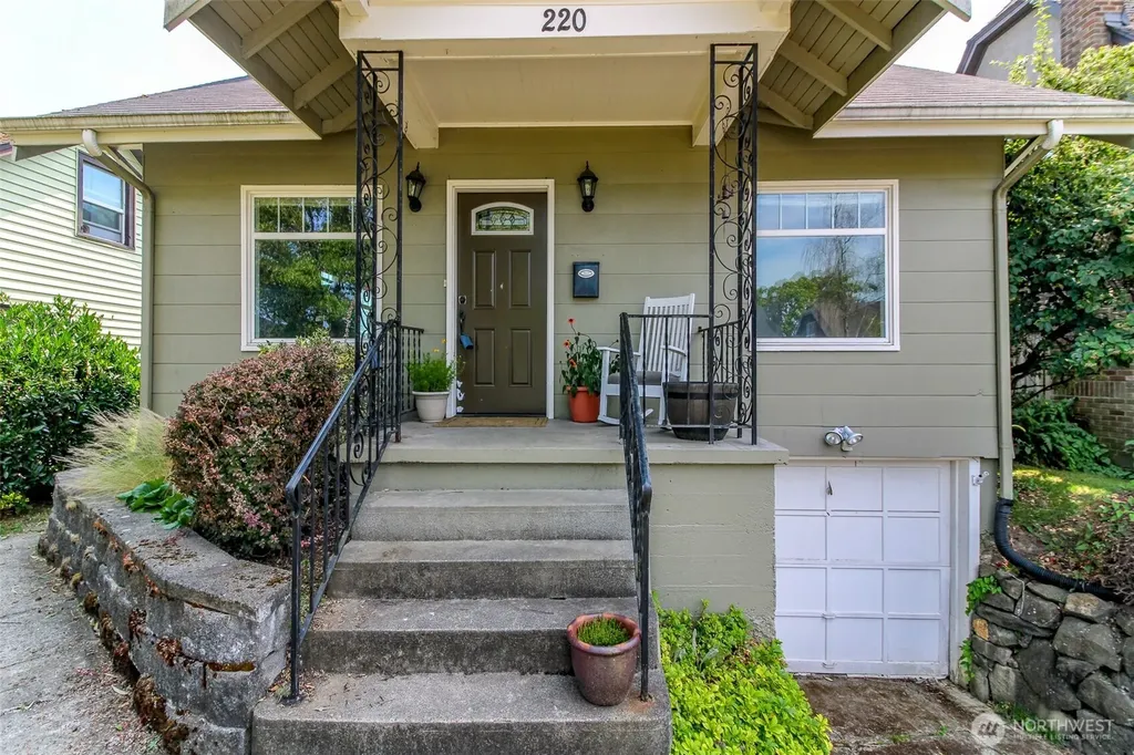 220 S 55th Street Tacoma WA 98408
