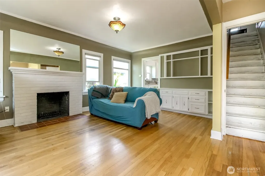 220 S 55th Street Tacoma WA 98408
