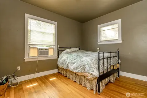 220 S 55th Street Tacoma WA 98408