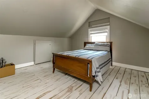 220 S 55th Street Tacoma WA 98408