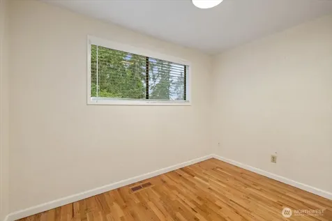 15062 SE 44th Street Bellevue WA 98006
