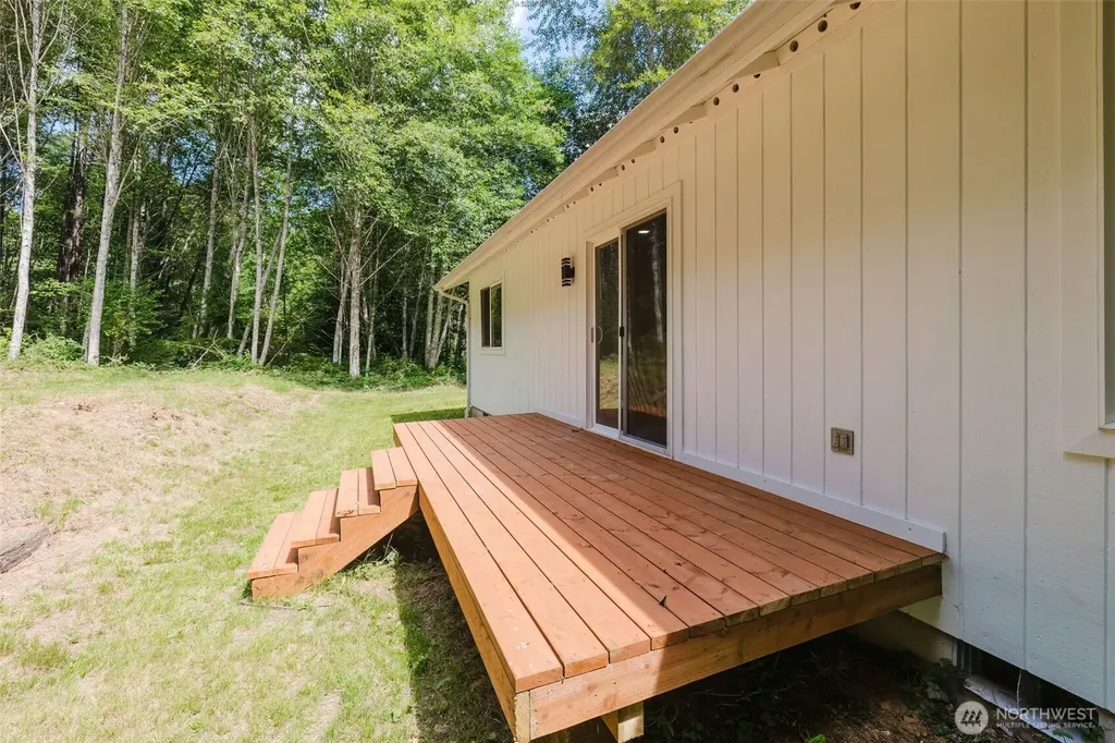 90 W Highland Road Shelton WA 98584