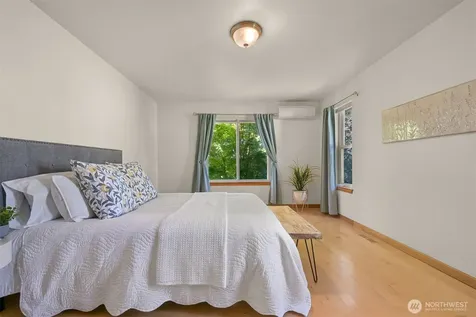 2203 36th Street Bellingham WA 98229
