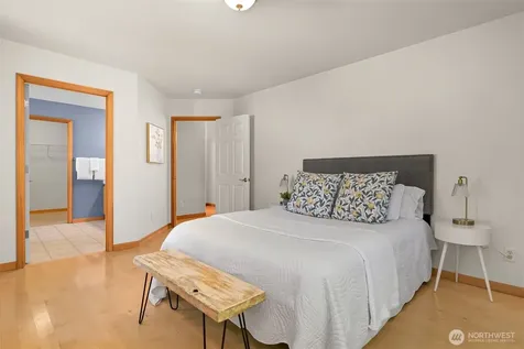2203 36th Street Bellingham WA 98229