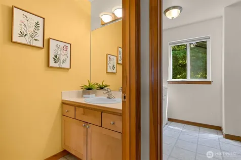 2203 36th Street Bellingham WA 98229