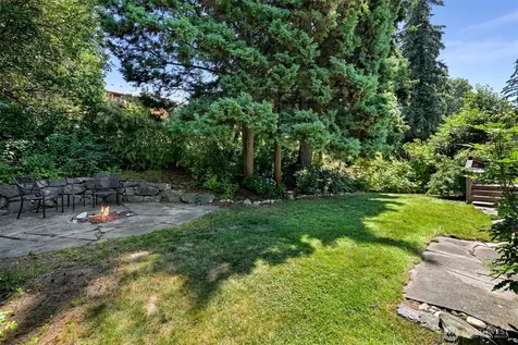 2203 36th Street Bellingham WA 98229