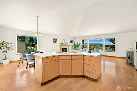 2203 36th Street Bellingham WA 98229