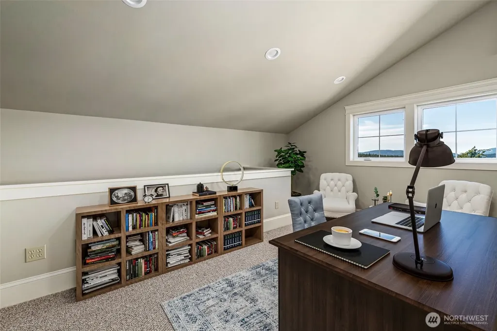 4815 Portalis Way Anacortes WA 98221