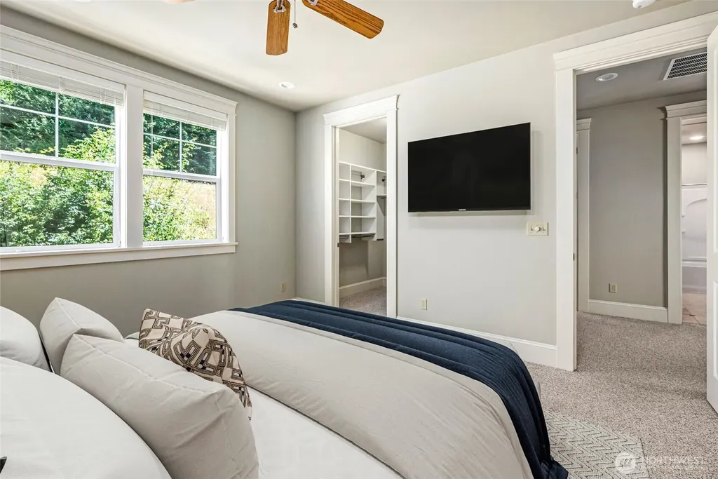 4815 Portalis Way Anacortes WA 98221