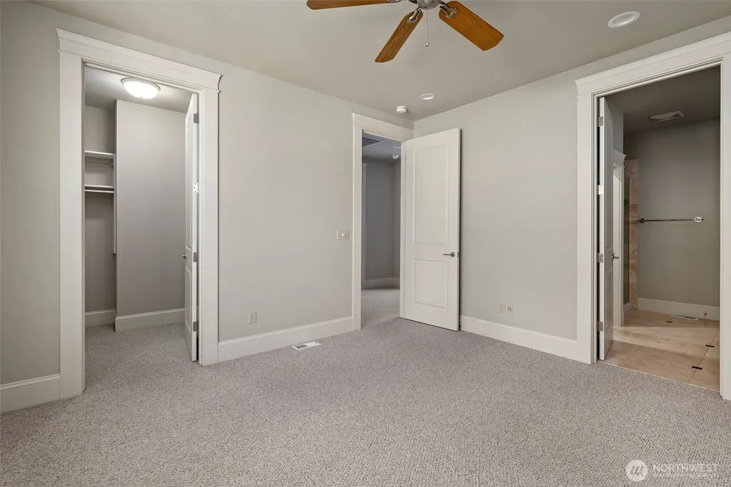 4815 Portalis Way Anacortes WA 98221
